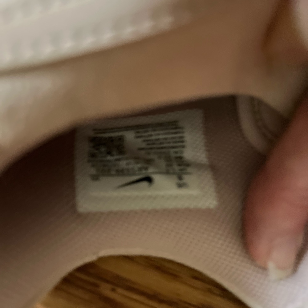 Nike Air Force One - image 7